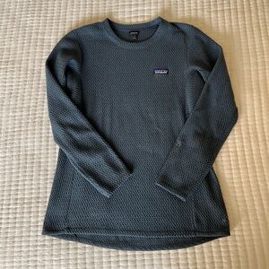 Patagonia R1 fleece crewneck base layer